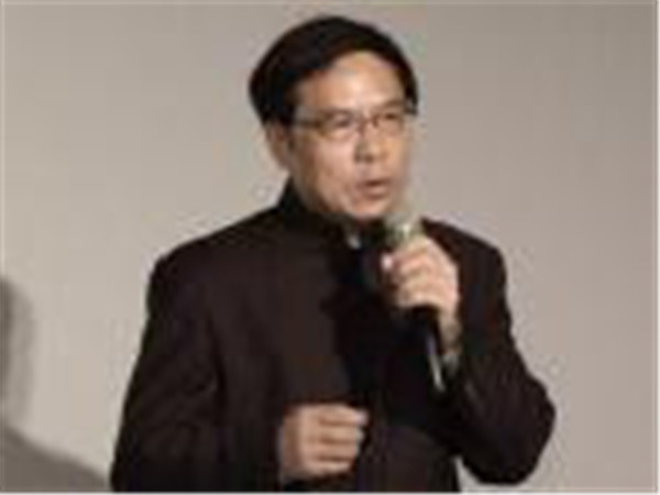 从《六经》到《四书》——宋代儒家新经典体